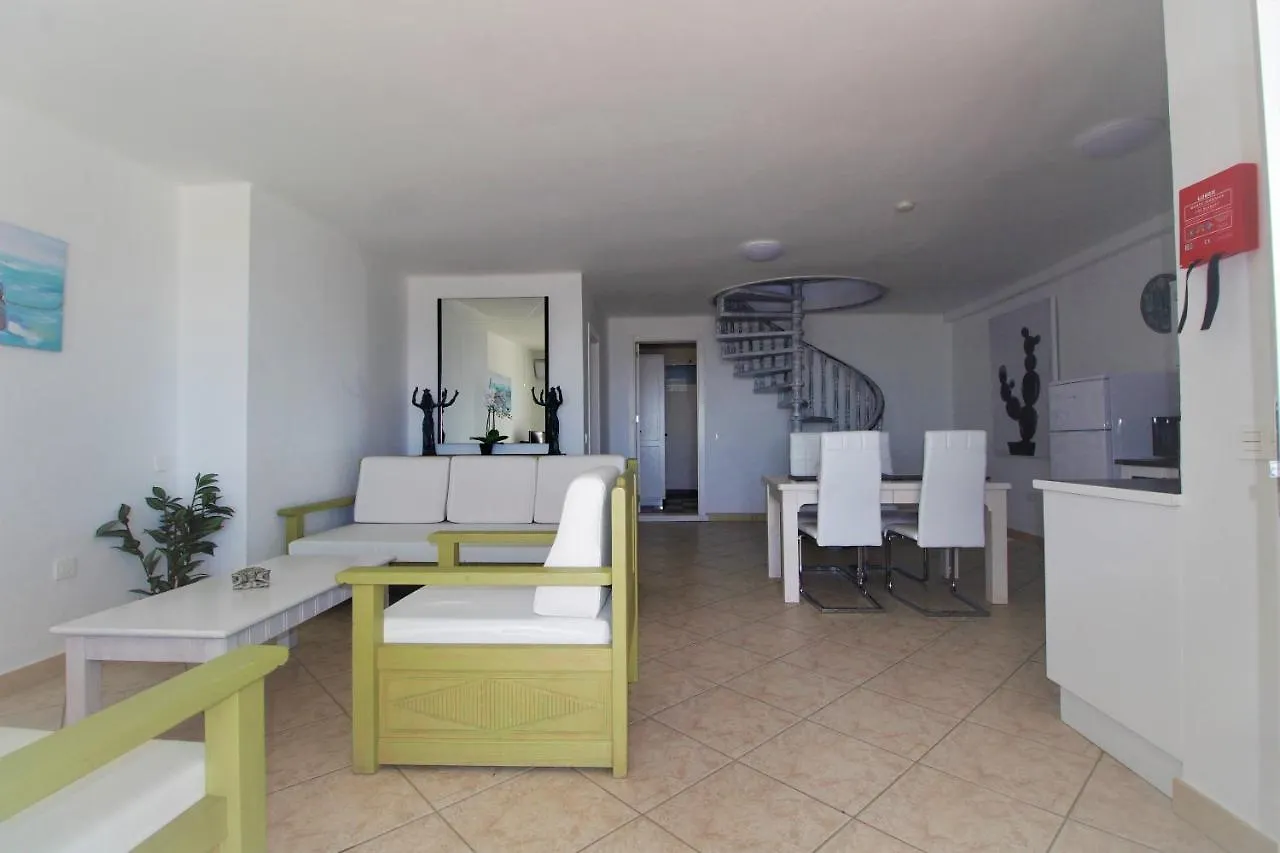 Complejo Oasis La Asomada Villa Tias 0*,